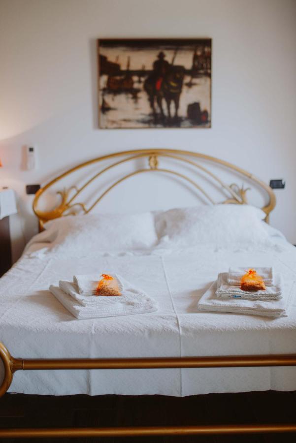 مانربا ديل جاردا B&B Casa Santa Lucia المظهر الخارجي الصورة