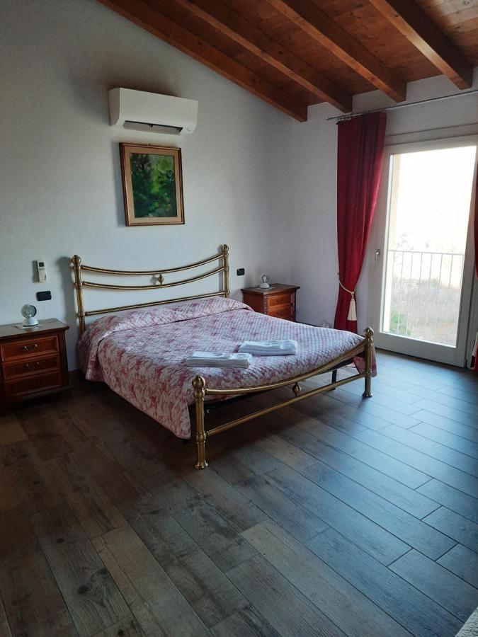 مانربا ديل جاردا B&B Casa Santa Lucia الغرفة الصورة