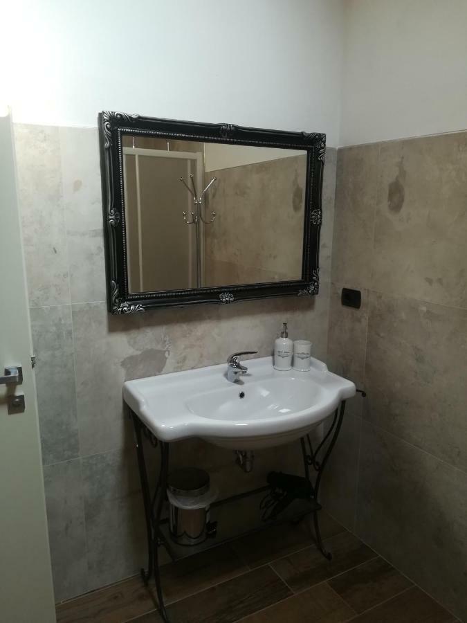 مانربا ديل جاردا B&B Casa Santa Lucia المظهر الخارجي الصورة