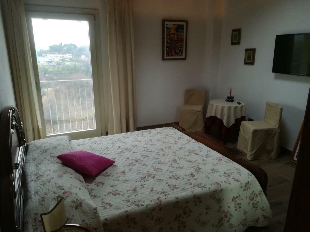 مانربا ديل جاردا B&B Casa Santa Lucia المظهر الخارجي الصورة